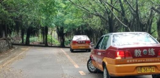 深圳港安駕校訓(xùn)練場(chǎng)